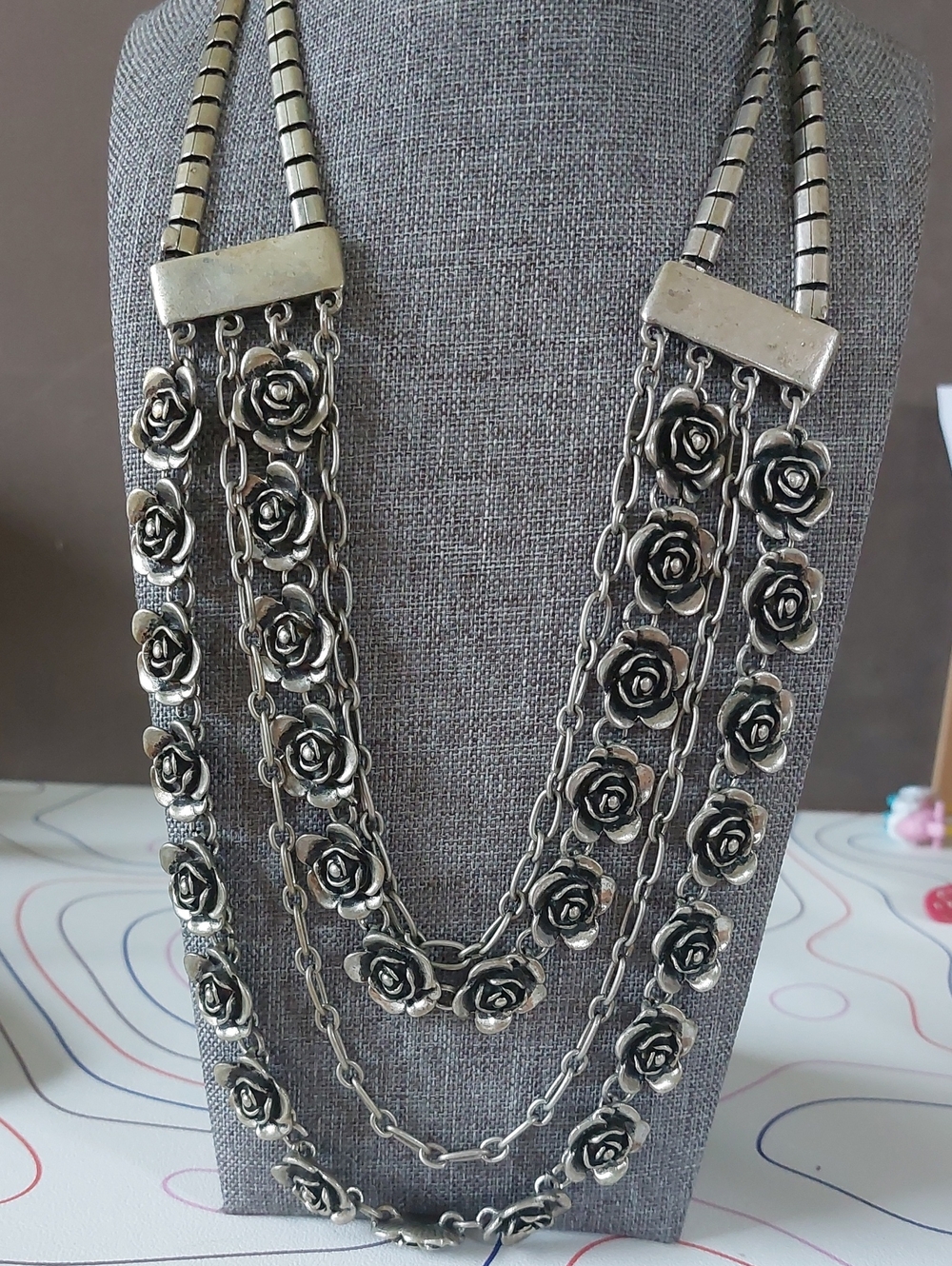 Vintage Silvertone Multi Strand Rose Flower Statement Necklace 20”